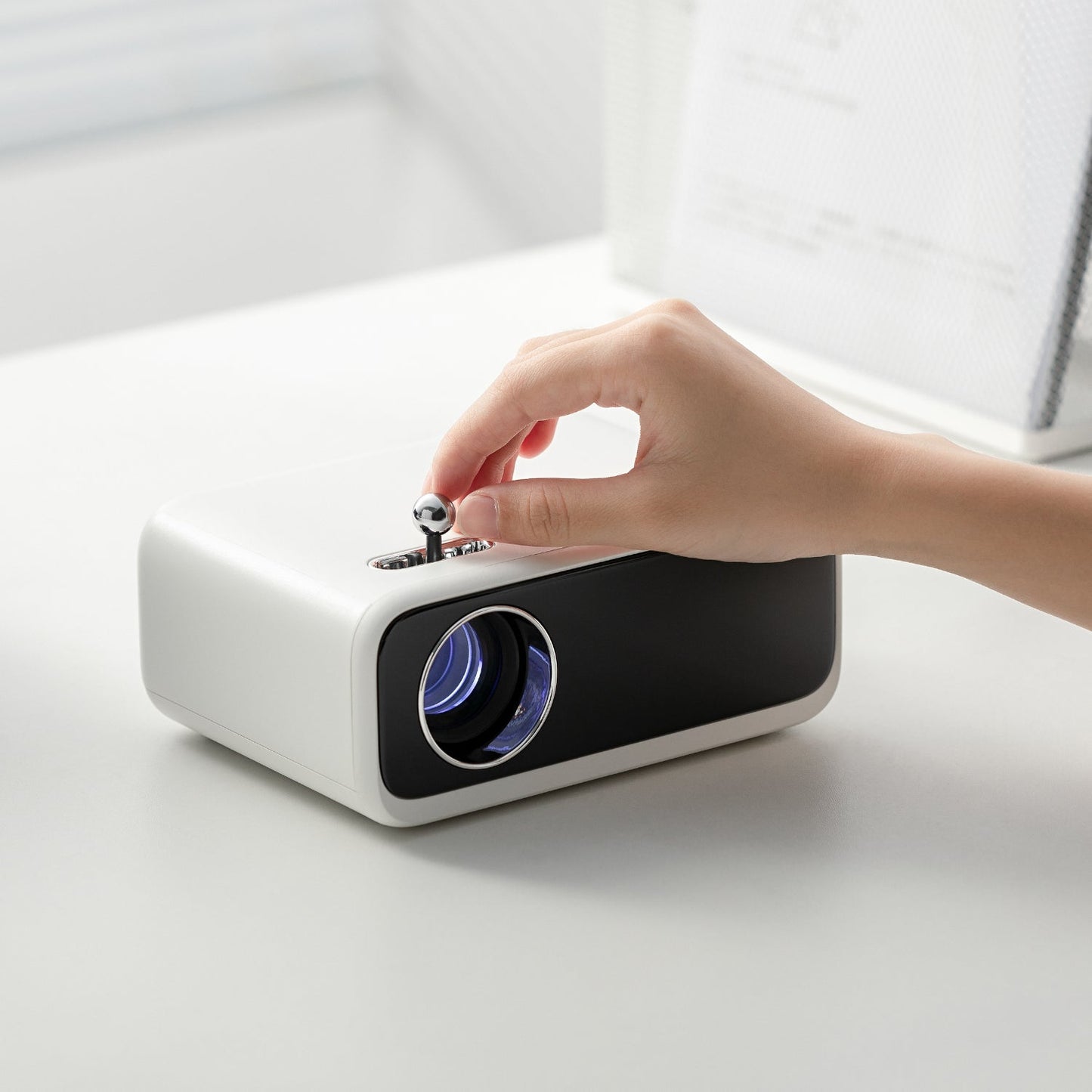 WANBO MINI PRO 720p 250ANSI Android 9.0 Smart Projector - White | dynacor.co.za