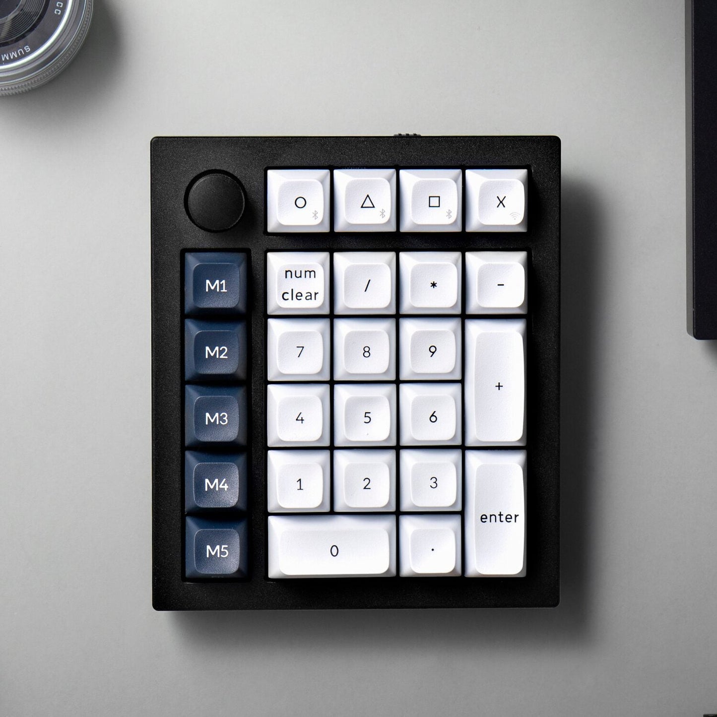 Keychron Q0 Max QMK Gateron Jupiter Red RGB Wireless Custom Number Pad Carbon Black | dynacor.co.za