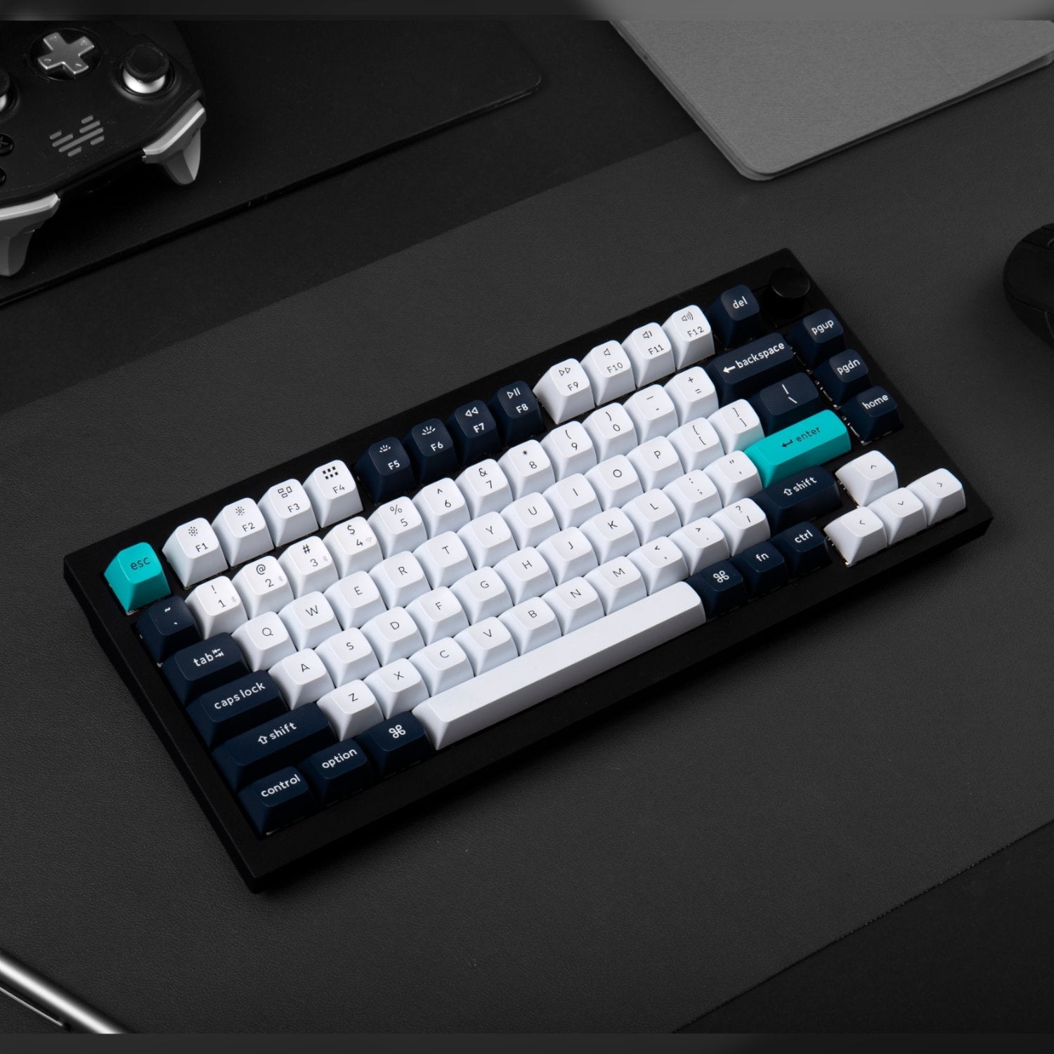 Keychron Q1 Max QMK/VIA RGB Wireless Custom Mechanical Keyboard (Gateron RED Switches) - Black | dynacor.co.za