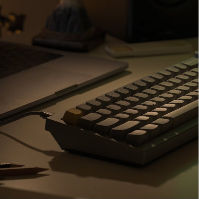 Keychron Q2 65% Red G Pro Switches Aluminium RGB Wired Keyboard - Grey | dynacor.co.za