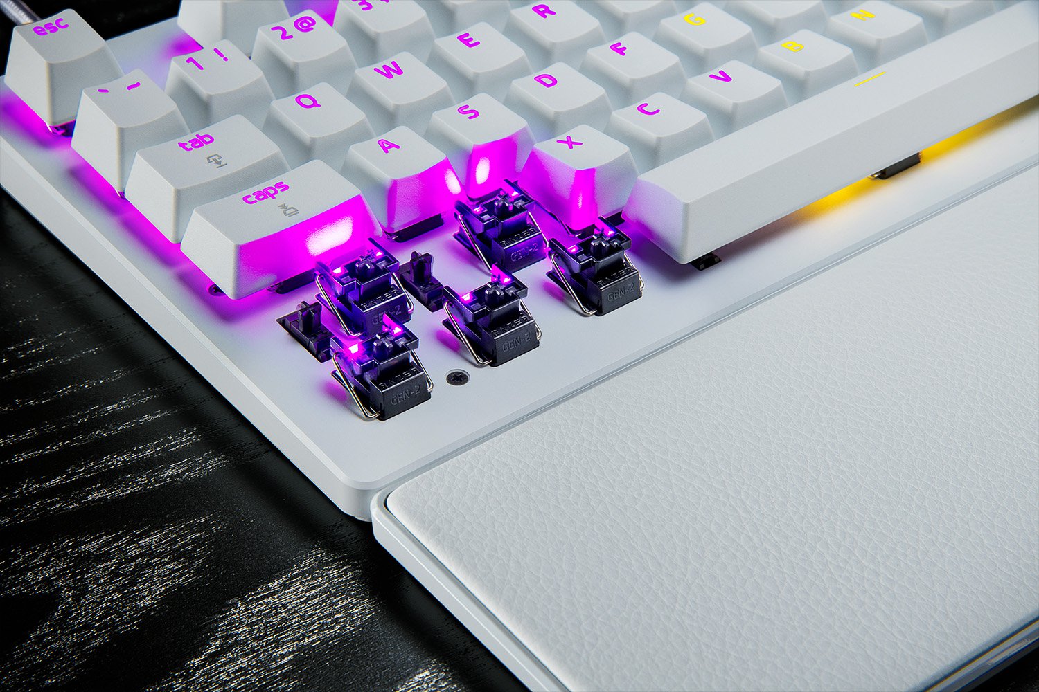 RAZER Huntsman V3 Pro Tenkeyless - White - US Layout | dynacor.co.za